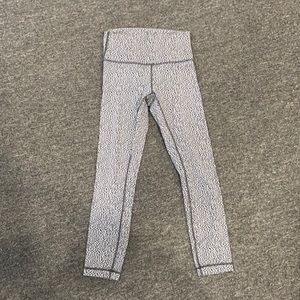 Size 6 lulu lemon leggings